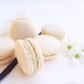Le fondant* AHONE 'Macaron vanille' est idéal pour parfumer intensément votre intérieur. Découvrez les notes gourmandes du fondant 'Macaron vanille' et succombez à ce mélange sucré et craquant. La douceur de la vanille associée au volupté du macaron en font un délicieux sillage. Rien de mieux pour égayer votre journée d'un gourmand ! *Création garantie sans substances Cancérogènes, et sans matières animales.